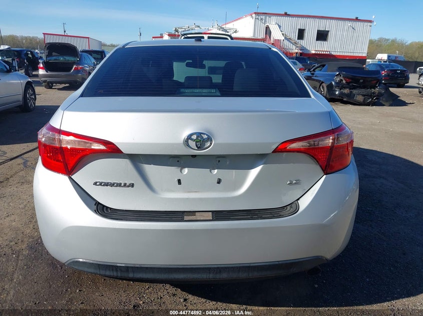 2019 Toyota Corolla 1.8 Le silver Lot 111044774892 Vin 2T1BURHE2KC169480