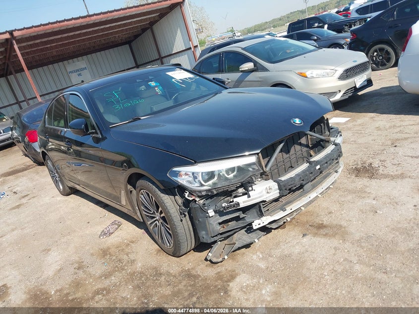 Vin: wbajr3c0xlce52029, lot: 45272146, bmw 530i 2020 img_1