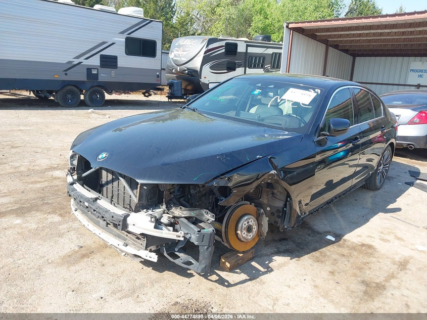 2020 BMW 530I auction photo 2