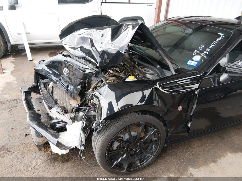 2017 Toyota 86 VIN: JF1ZNAA18H8703340 Lot: 44774944