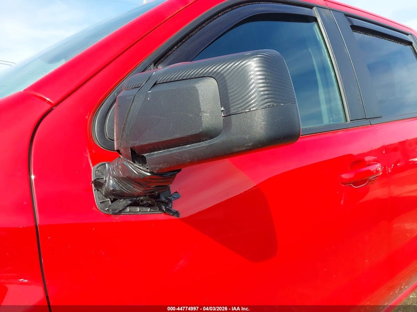 2025 CHEVROLET SILVERADO 1500 4WD SHORT BED LT WITH 2FL — Photo 18