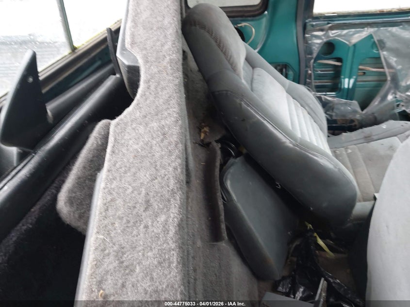 1995 Dodge Dakota VIN: 1B7GL23X8SS338084 Lot: 44775033