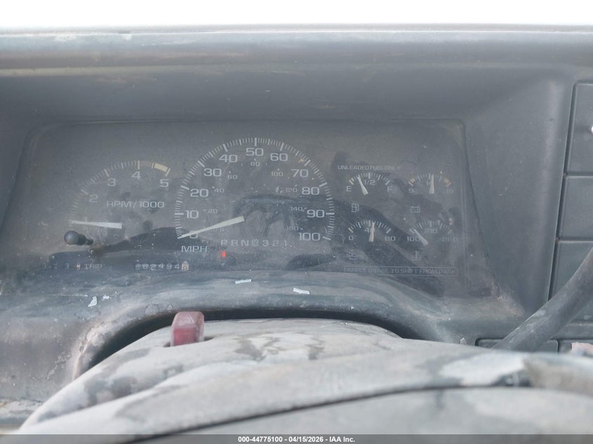 1995 Chevrolet Suburban K1500 VIN: 1GNFK16K4SJ359584 Lot: 44775100