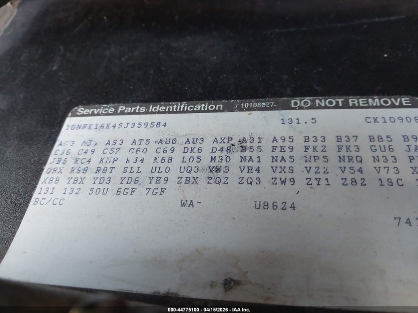 1995 Chevrolet Suburban K1500 VIN: 1GNFK16K4SJ359584 Lot: 44775100