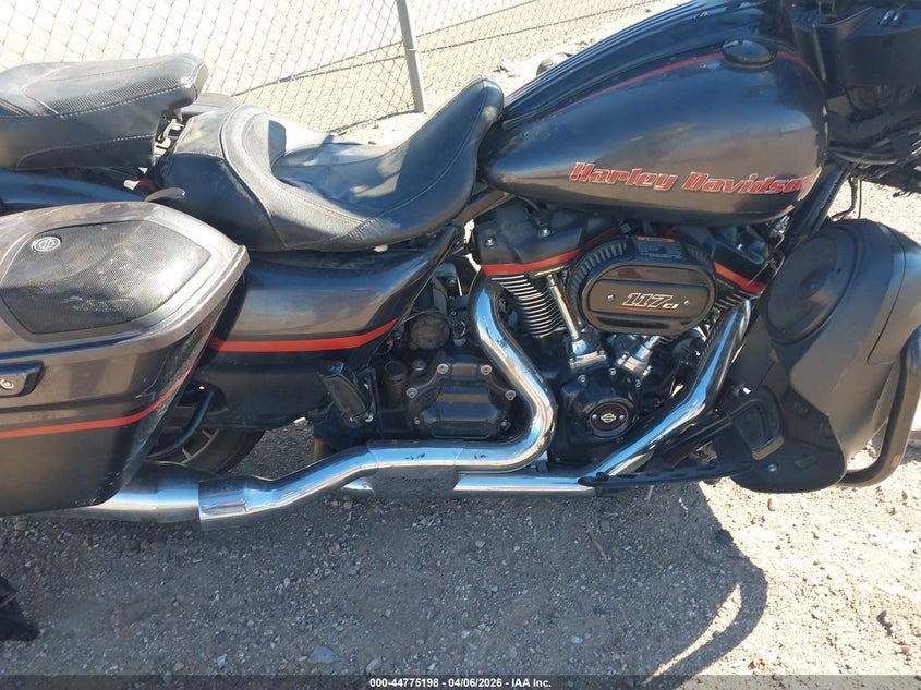 2018 Harley-Davidson Flhxse Cvo Street Glide VIN: 1HD1PXL16JB954429 Lot: 44775198