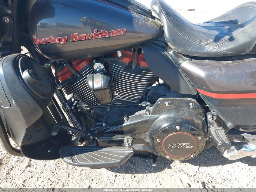 2018 Harley-Davidson Flhxse Cvo Street Glide VIN: 1HD1PXL16JB954429 Lot: 44775198