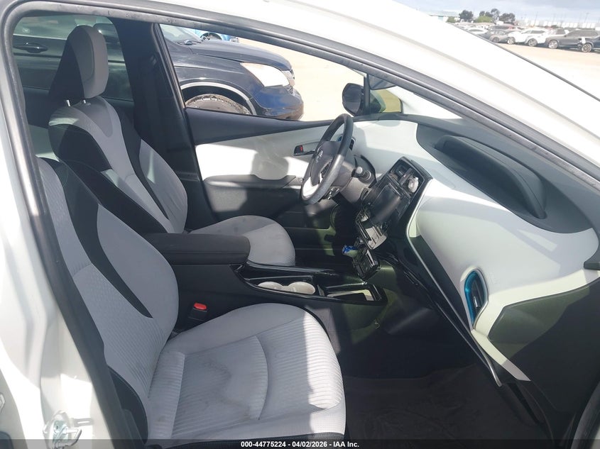 2017 Toyota Prius Three