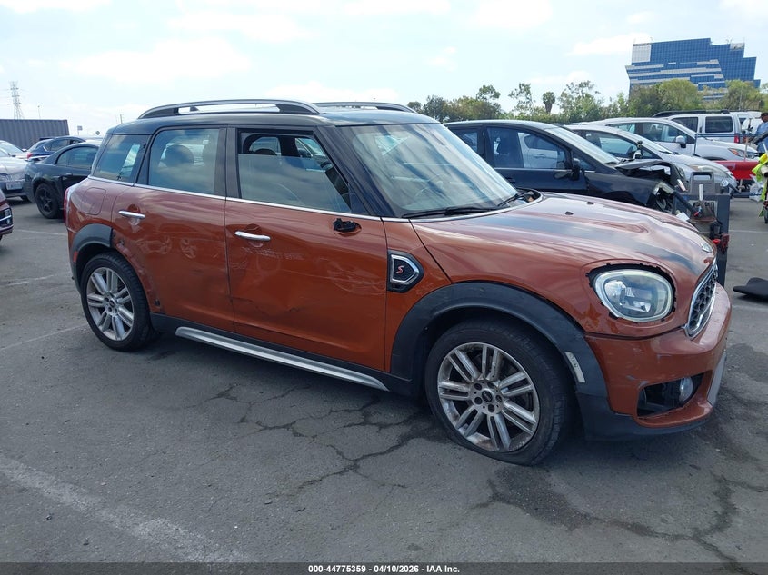 2017 Mini Countryman Cooper S VIN: WMZYT3C39H3D97996 Lot: 44775359