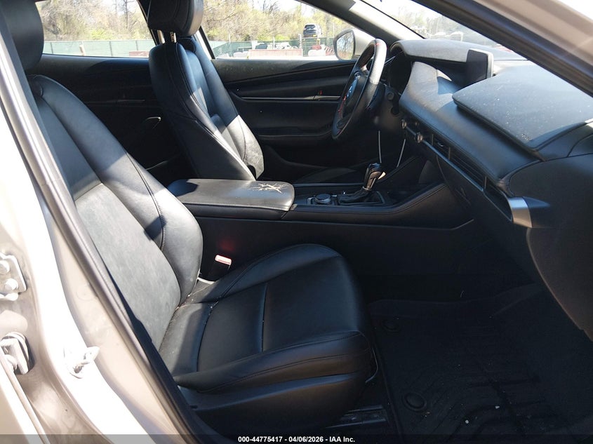 2022 Mazda Mazda3 Select