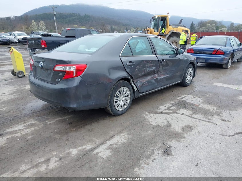 2014 Toyota Camry Hybrid Le