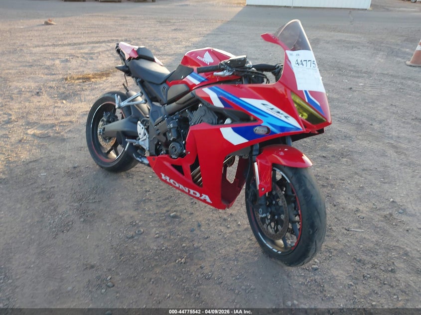 2024 HONDA CBR650  (VIN: MLHRH1552R5000296)