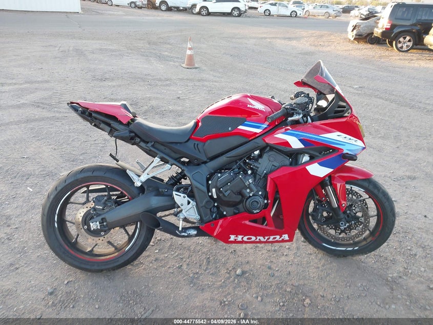 2024 Honda Cbr650 R VIN: MLHRH1552R5000296 Lot: 44775542