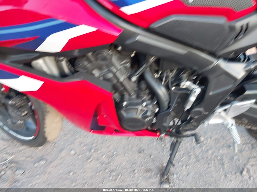 2024 Honda Cbr650 R VIN: MLHRH1552R5000296 Lot: 44775542