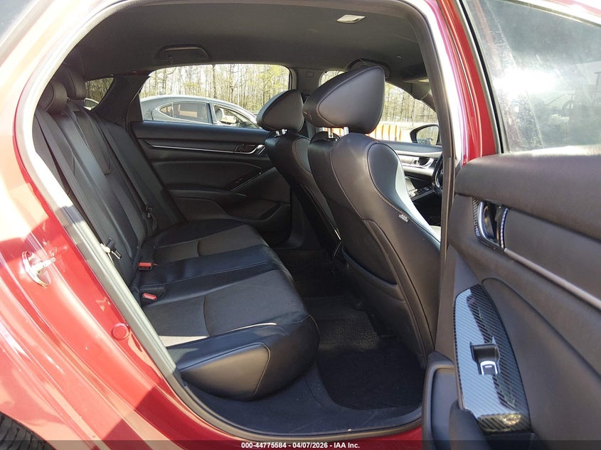 2018 HONDA ACCORD auction photo 8