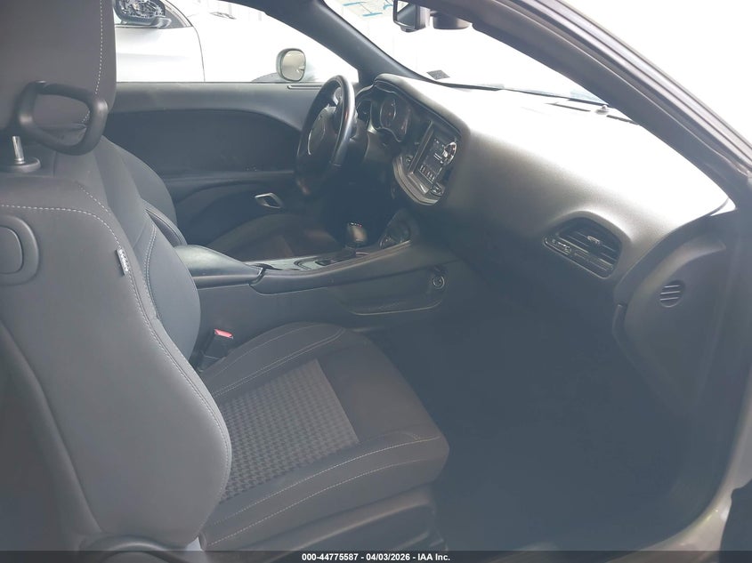 2023 Dodge Challenger Sxt