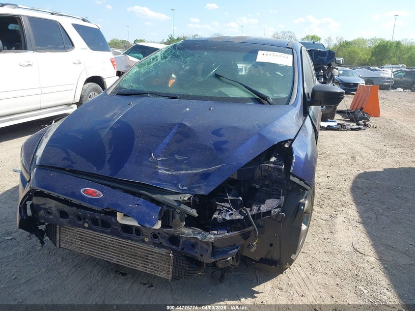 2017 Ford Focus St VIN: 1FADP3L9XHL228306 Lot: 44775774