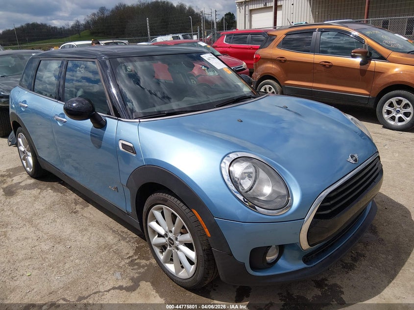 WMWLU1C52J2F29390 2018 Mini Clubman Cooper auction photo 1