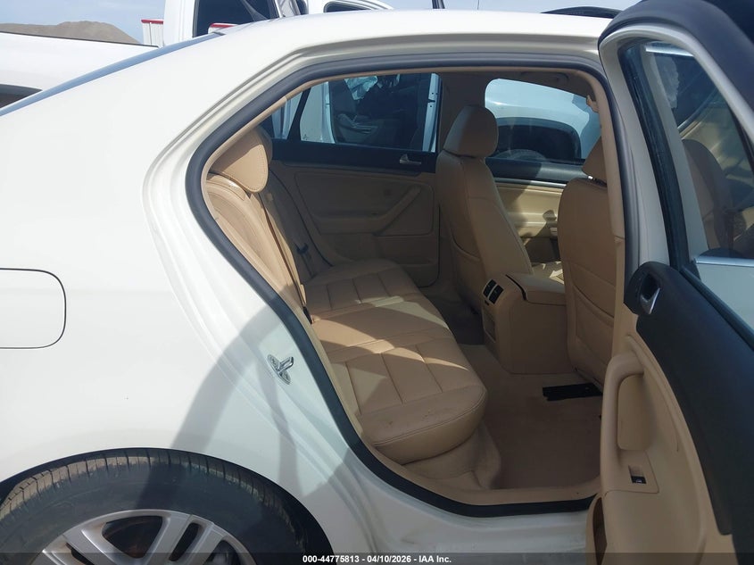 2007 Volkswagen Jetta Wolfsburg Edition VIN: 3VWEF71K97M128058 Lot: 44775813