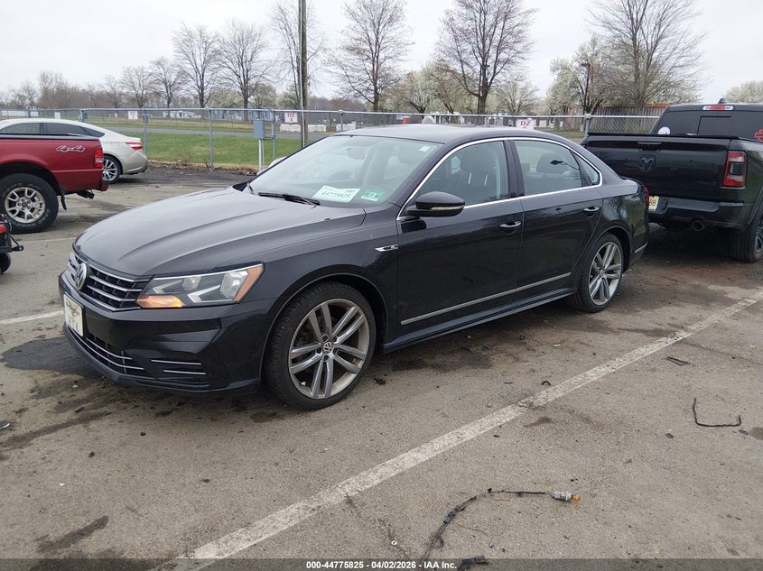 2017 Volkswagen Passat 1.8T R-Line