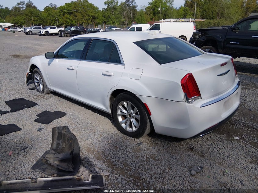 2016 CHRYSLER 300 auction photo 3
