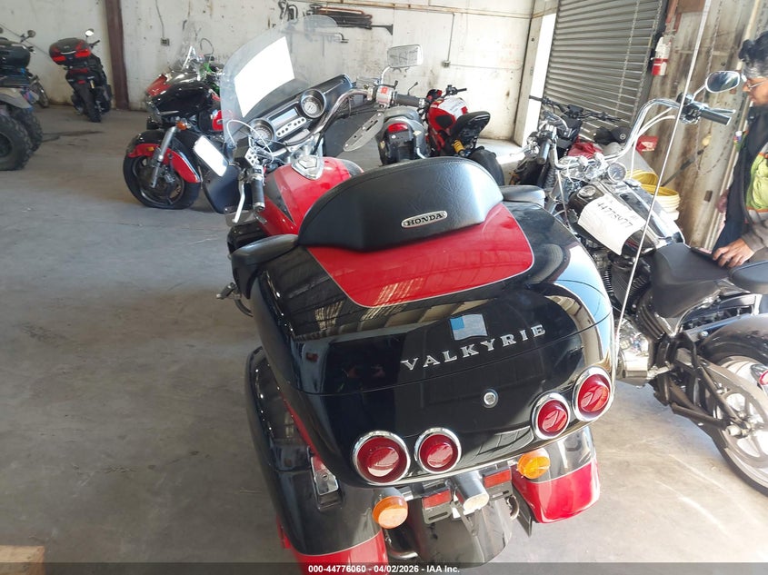 1999 Honda Gl1500 Cf VIN: 1HFSC4116XA000108 Lot: 44776060