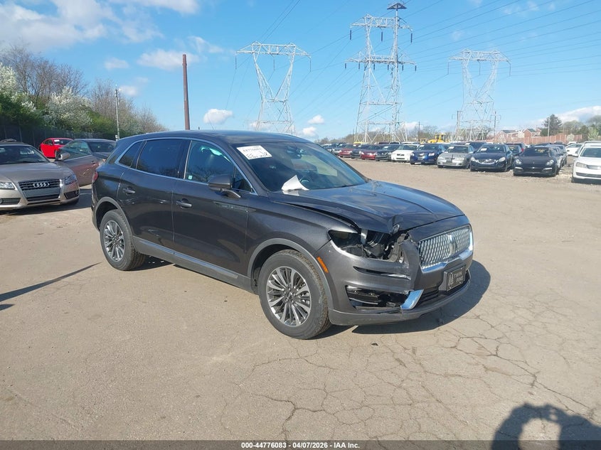 2020 Lincoln Nautilus Standard