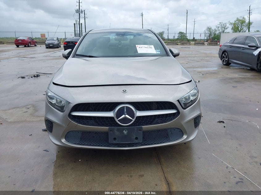 2021 Mercedes-Benz A 220 VIN: W1K3G4EB1MJ285954 Lot: 44776236