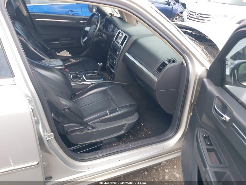 2010 Chrysler 300 Touring/Signature Series/Executive Series