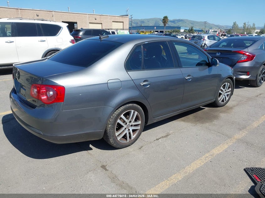 2005 Volkswagen Jetta 2.5