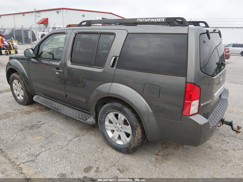 2006 Nissan Pathfinder Le