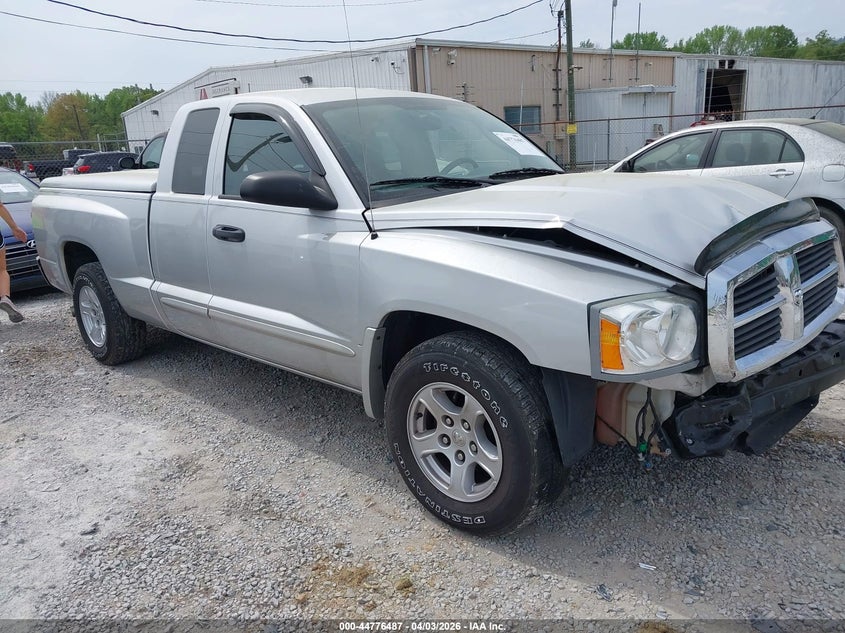 2005 Dodge Dakota Slt