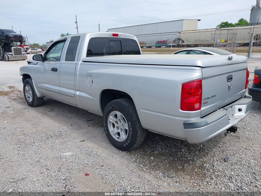 2005 Dodge Dakota Slt