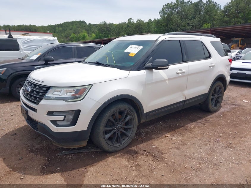 Vin: 1fm5k7d81hga97085, lot: 45273771, ford explorer xlt 20172