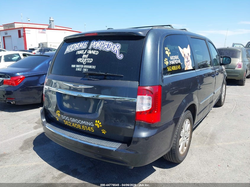 2014 Chrysler Town & Country Touring