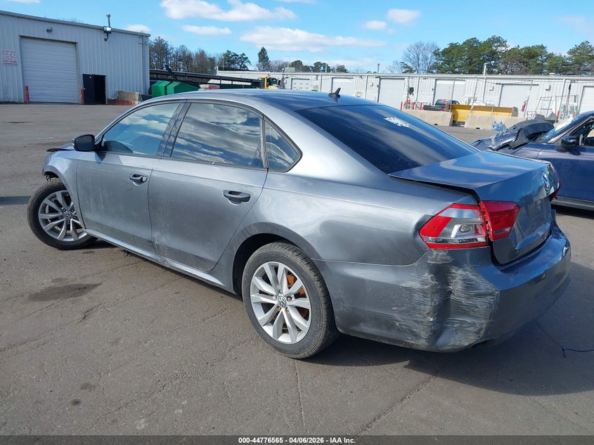 2014 Volkswagen Passat 1.8T S