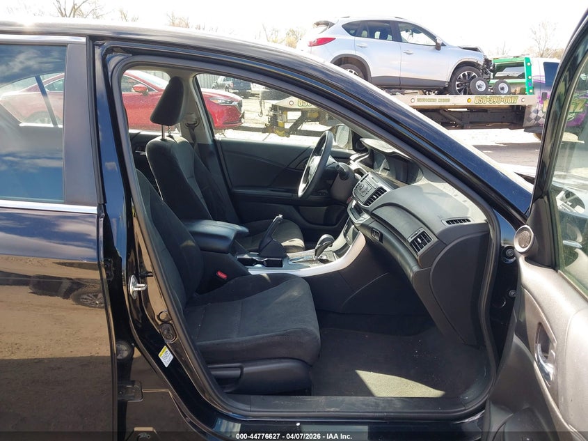 2015 HONDA ACCORD auction photo 5