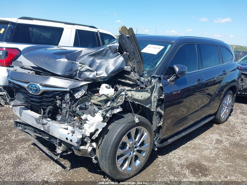 2021 Toyota Highlander Hybrid Limited