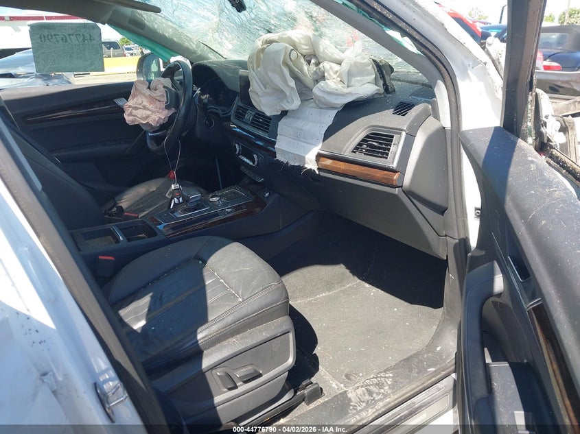 2018 Audi Q5 2.0T Premium/2.0T Tech Premium