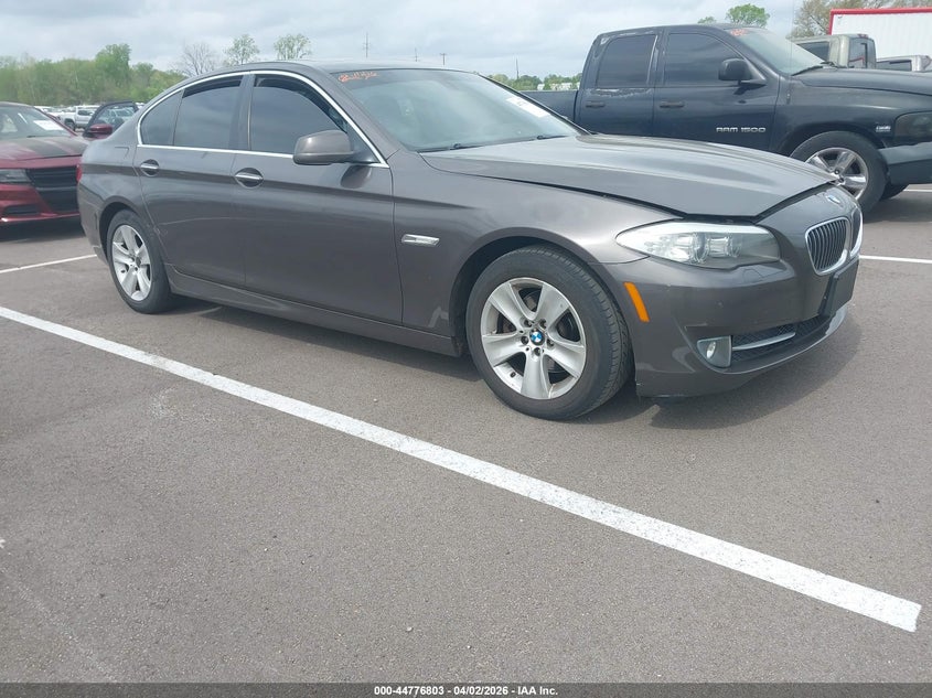 2011 BMW 528I