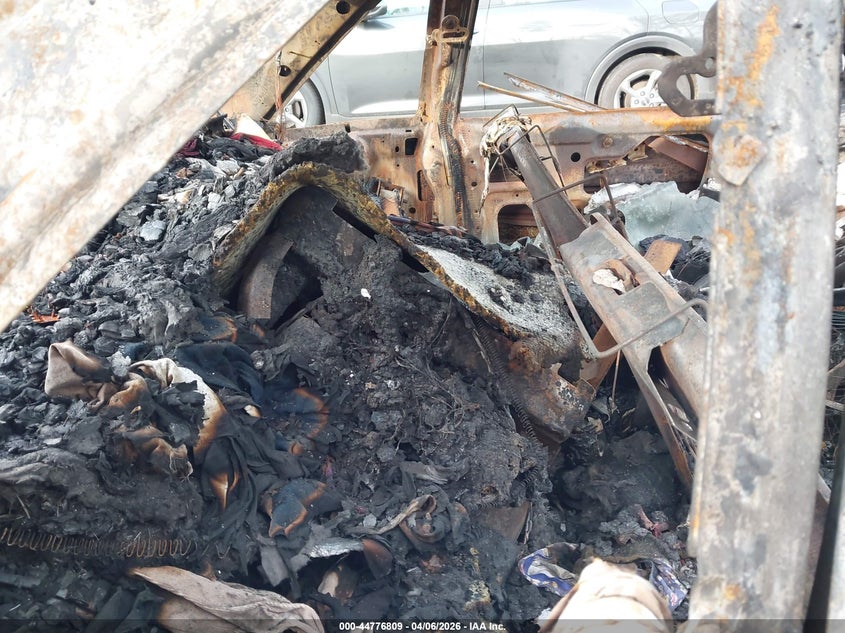 1987 Ford Mustang Gt VIN: 1FABP42E3HF181517 Lot: 44776809