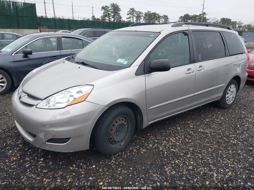 2009 Toyota Sienna Le