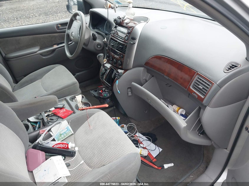 2009 Toyota Sienna Le