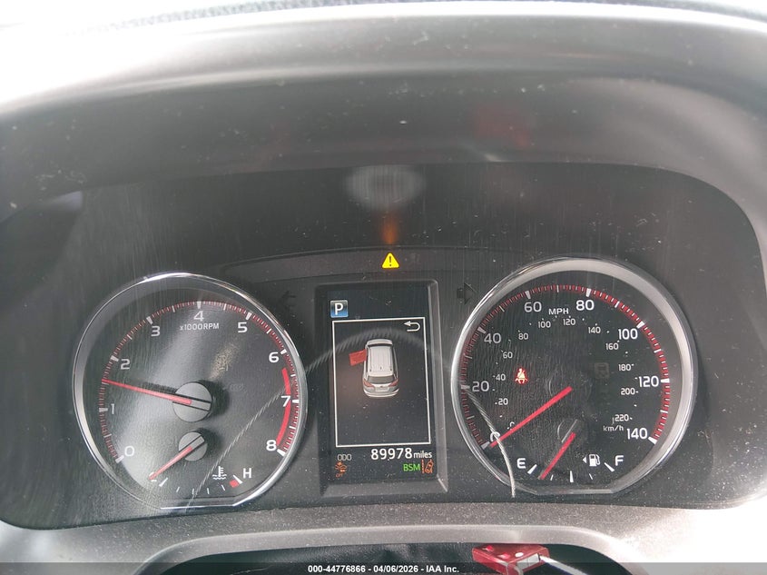 VIN JTMNFREV2HJ114410 2017 TOYOTA RAV4 SE