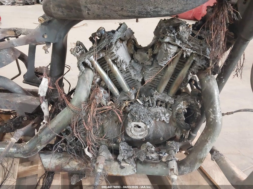 2005 Harley-Davidson Xl1200 C VIN: 1HD1CGP125K413485 Lot: 44776893