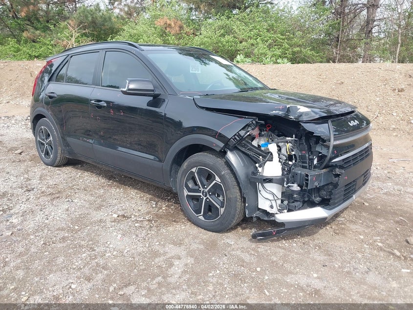 2023 KIA NIRO EX