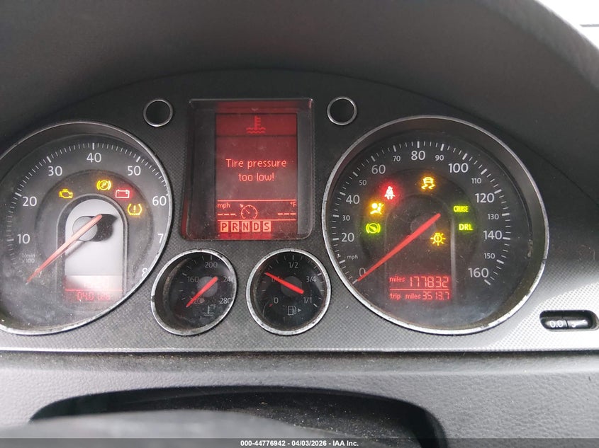 2007 Volkswagen Passat 2.0T/Wolfsburg Edition VIN: WVWAK93C37P161338 Lot: 44776942