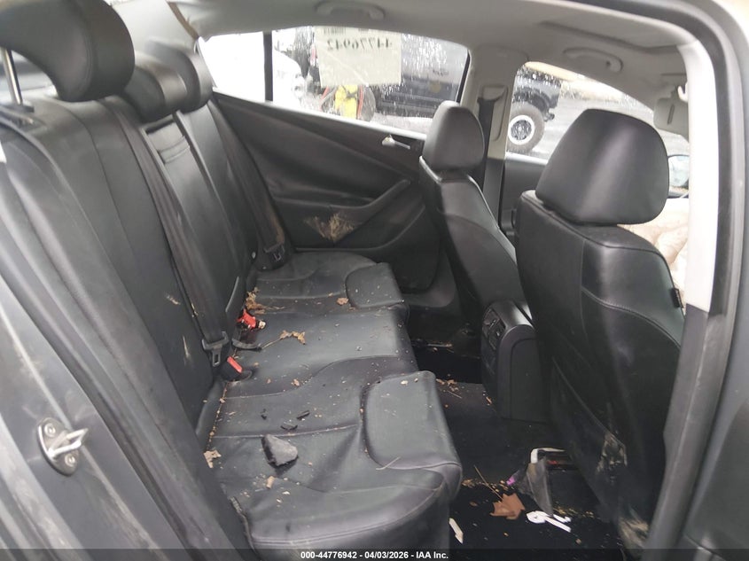 2007 Volkswagen Passat 2.0T/Wolfsburg Edition VIN: WVWAK93C37P161338 Lot: 44776942