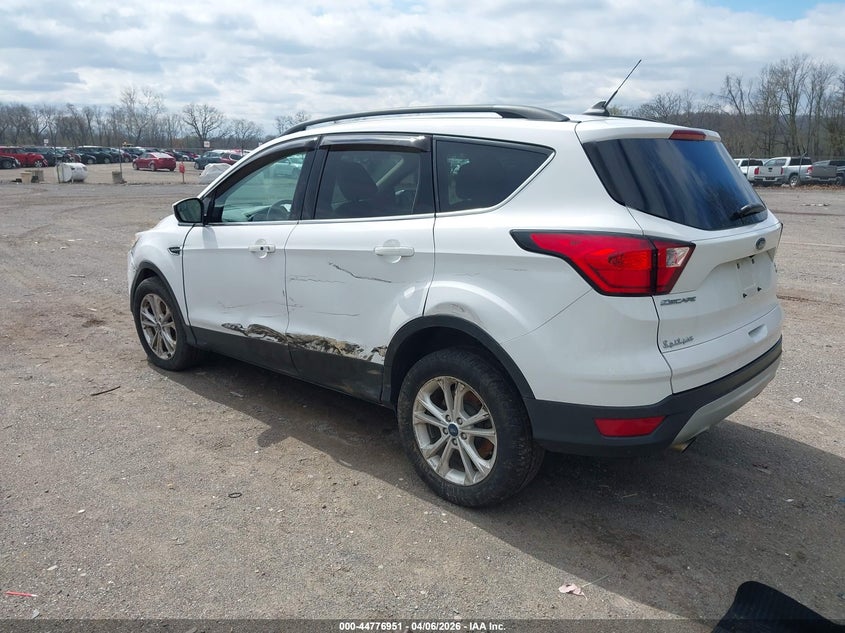 2019 Ford Escape Sel