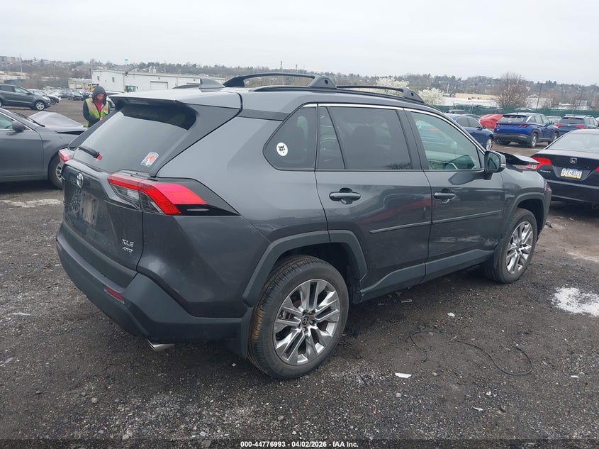 VIN 2T3A1RFV1RC408381 2024 TOYOTA RAV4 XLE PREMIUM