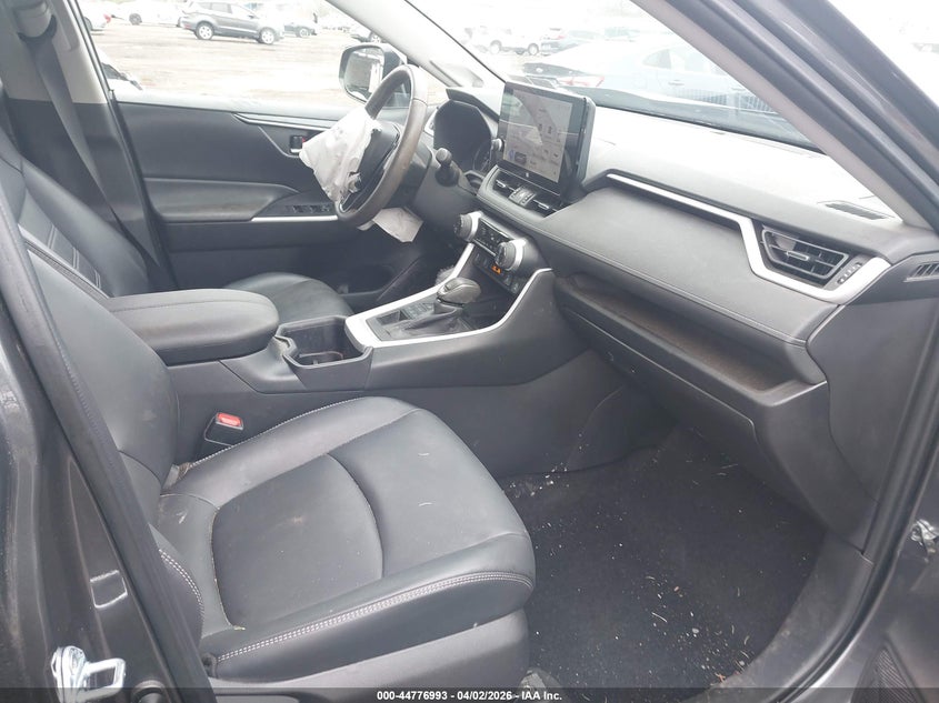 VIN 2T3A1RFV1RC408381 2024 TOYOTA RAV4 XLE PREMIUM